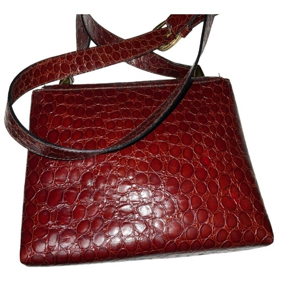 Salvatore Ferragamo "Vara" MINI Flap Crossbody Shoulder Bag - Picture 4 of 16